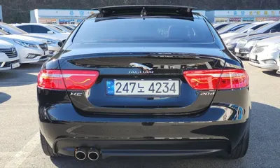 Jaguar XE