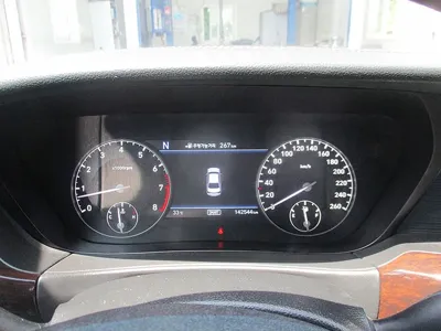 Genesis EQ900
