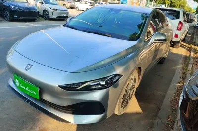Roewe D7