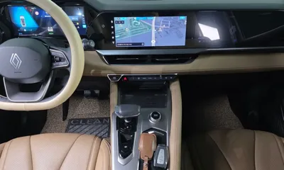 Renault-KoreaSamsung Grand Koleos