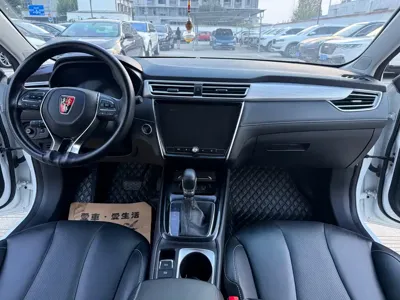 Roewe i5