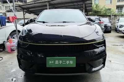 Lynk & Co 05