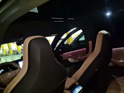 Nio EC6