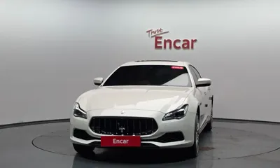 Maserati Quattroporte