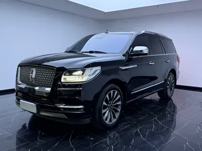 Lincoln Navigator