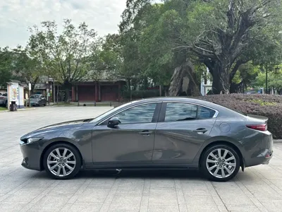 Mazda 3 Axela