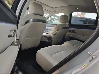 BYD 汉L