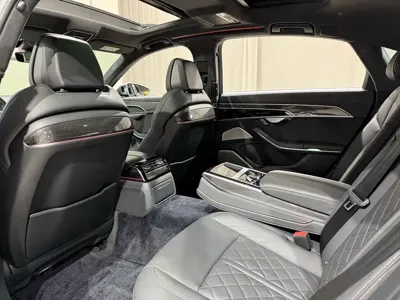 Audi S8