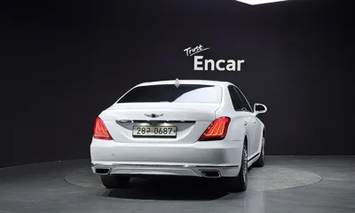 Genesis EQ900