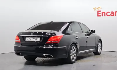 Hyundai Equus