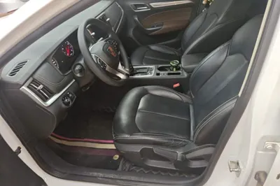 Roewe i6