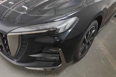 Hongqi H6