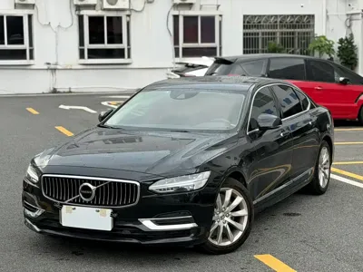 Volvo S90 PHEV