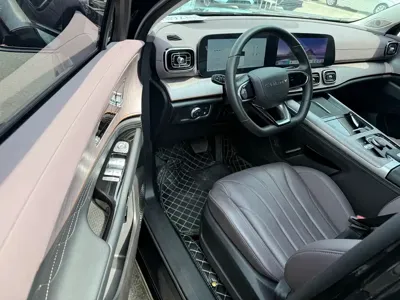 Chery Tiggo 9 C-DM