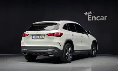 Mercedes-Benz GLA-Class
