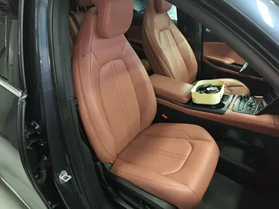 Nio EC6