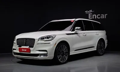 Lincoln Aviator