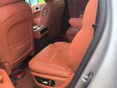 Li Auto Li L8