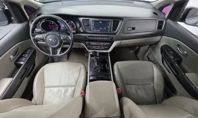 Kia Canival
