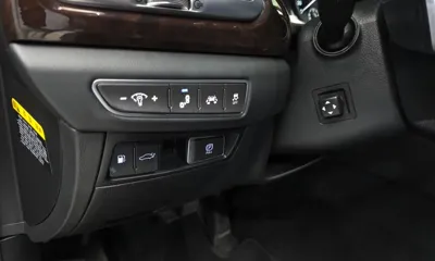 Genesis EQ900