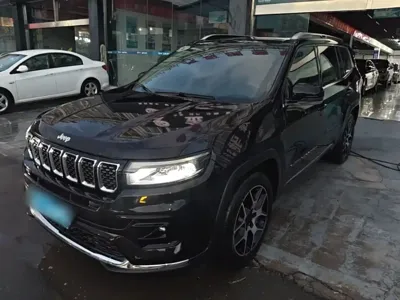 Jeep Grand Commander