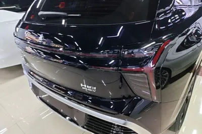 Hongqi HS3 PHEV