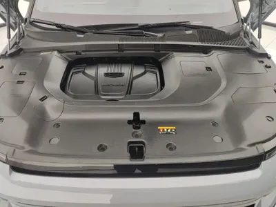 Geely ICON
