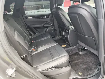 Porsche Cayenne Hybrid