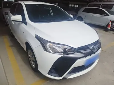 Toyota Yaris L
