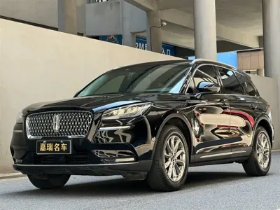 Lincoln Corsair