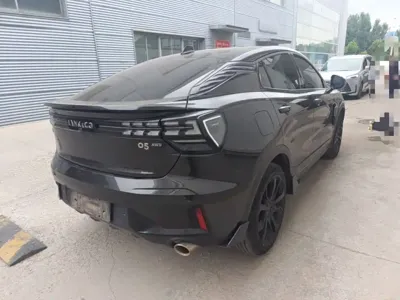 Lynk & Co 05