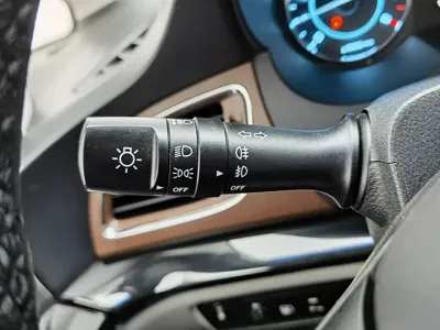 JAC Refine M5
