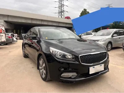 Kia K4