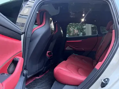 Xiaomi SU7