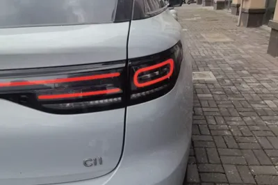 Leapmotor C11