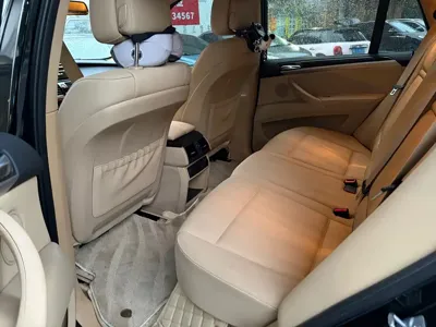 BMW X5 (Import)