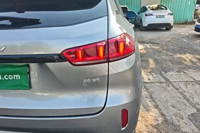 WEY VV7