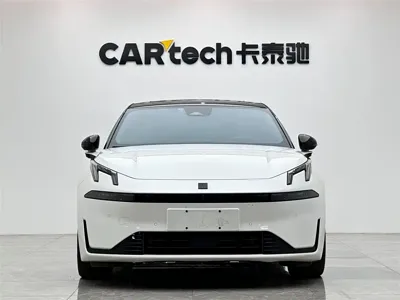 Lynk & Co 07 EM-P
