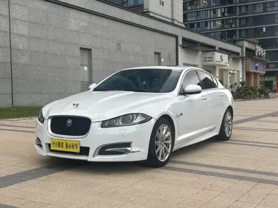 Jaguar XF