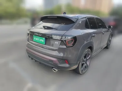 Lynk & Co 02
