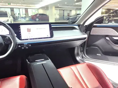 Xpeng P7
