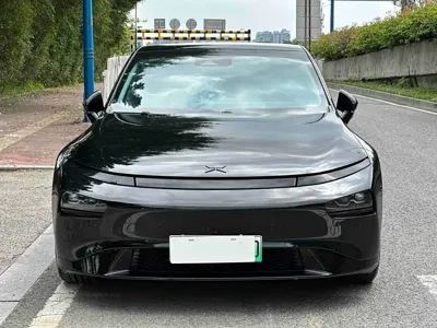 Xpeng P7
