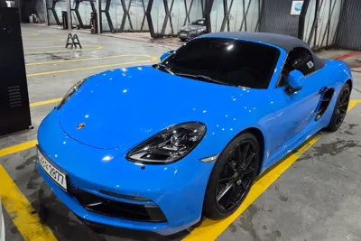 Porsche 718