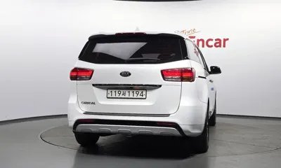 Kia Canival