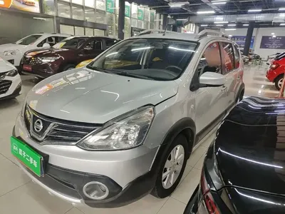 Nissan Livina