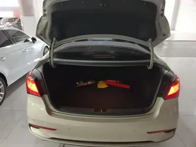 Hyundai Mistra