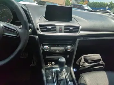 Mazda 3 Axela