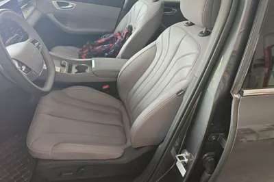 Roewe M7 DMH