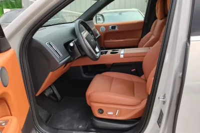 Li Auto L6