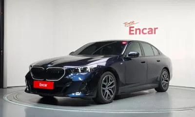 BMW i5